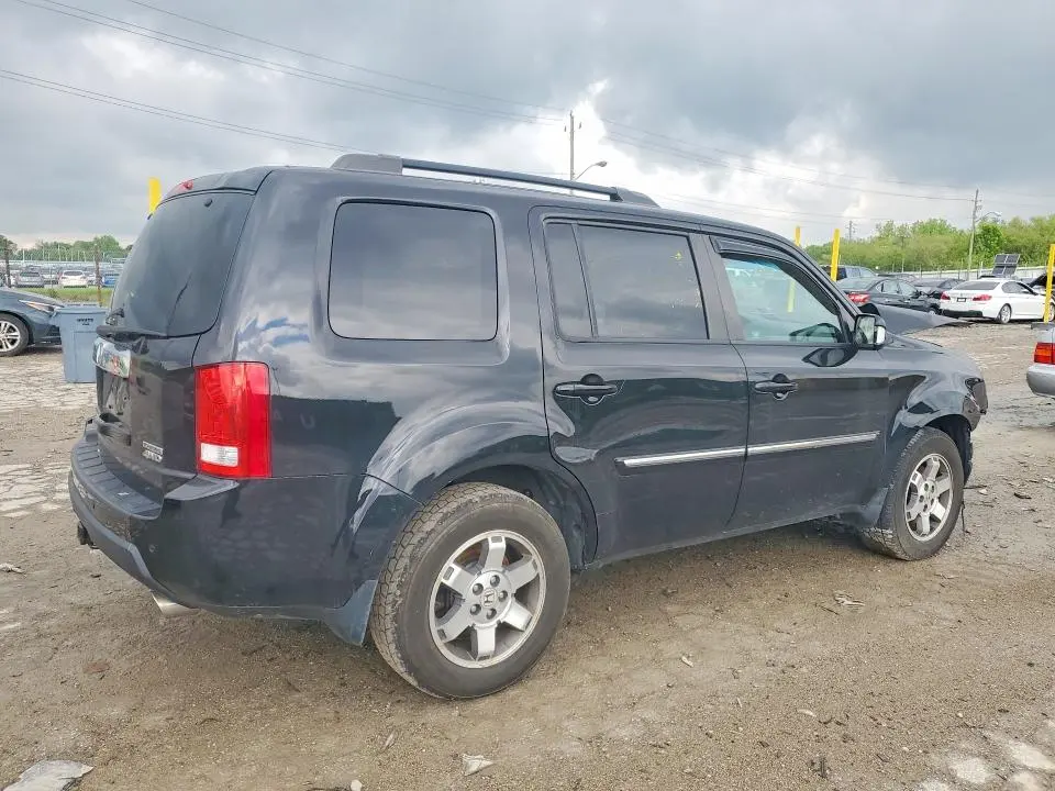 2011 HONDA PILOT TOURING  