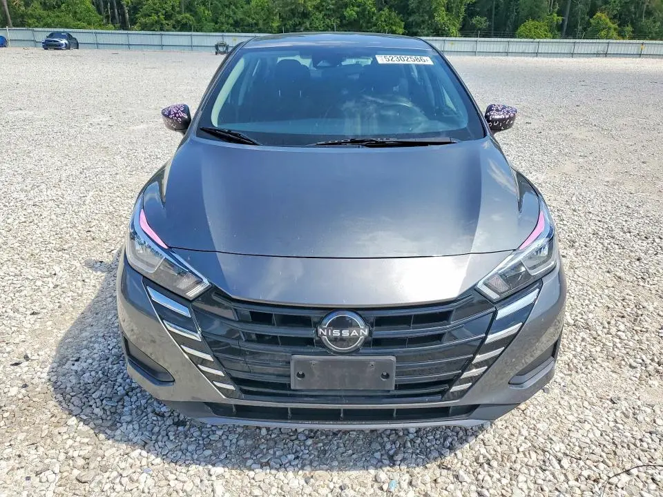 2024 NISSAN VERSA S  