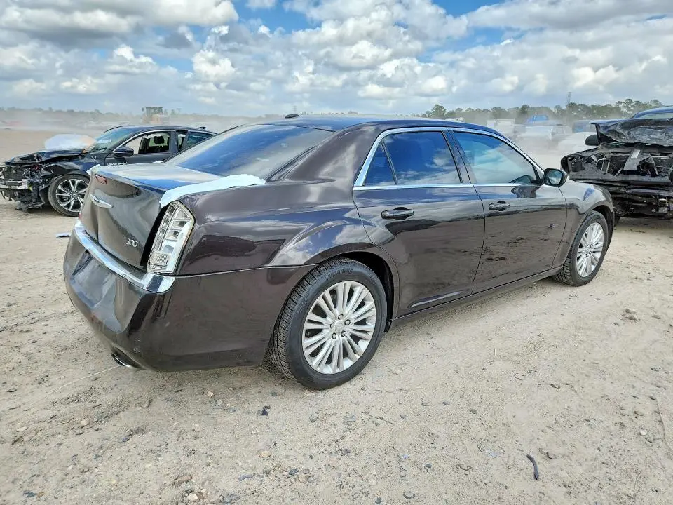 2013 CHRYSLER 300   