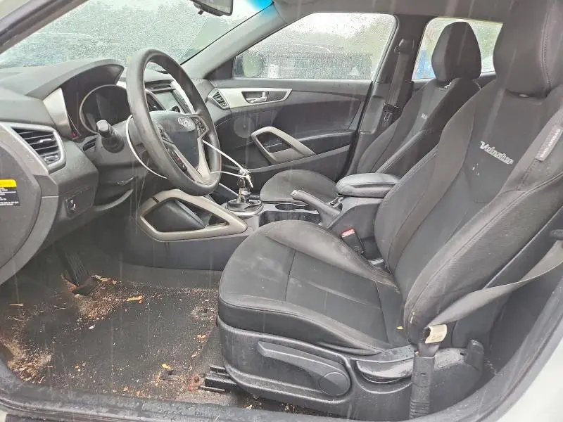 2013 HYUNDAI VELOSTER BASE  