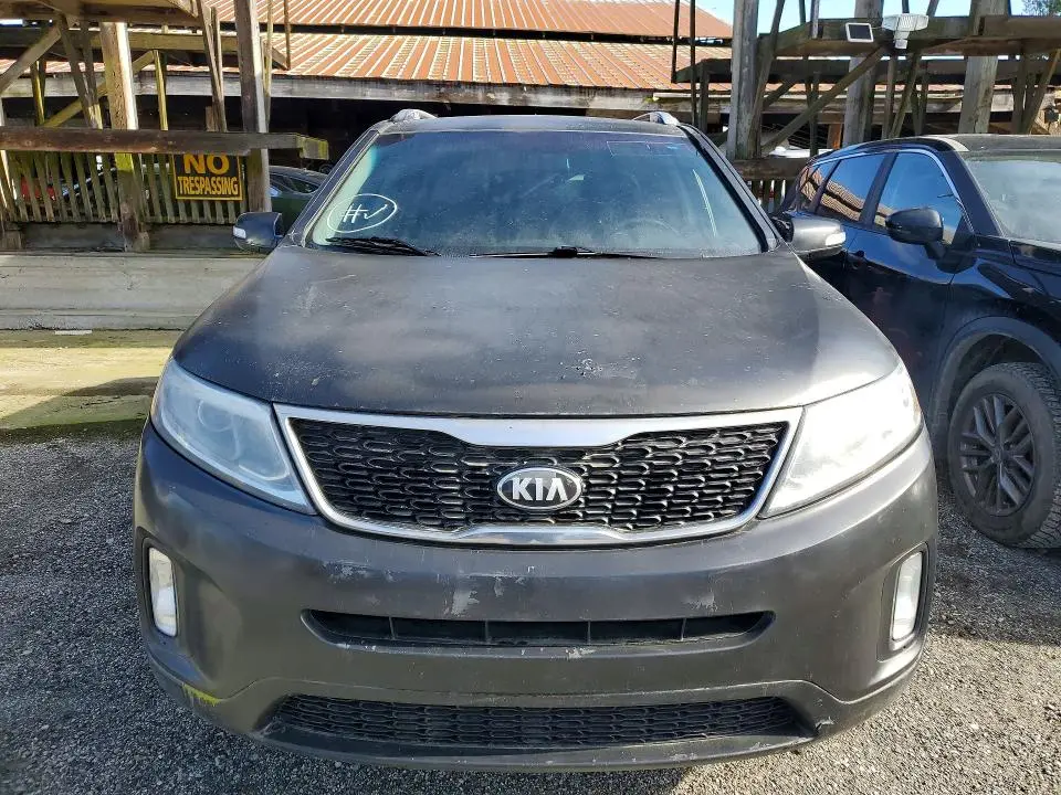 2014 KIA SORENTO LX  