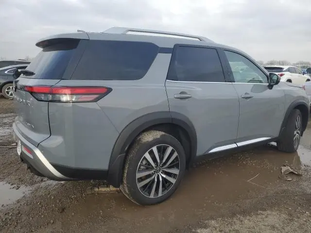 2024 NISSAN PATHFINDER PLATINUM  
