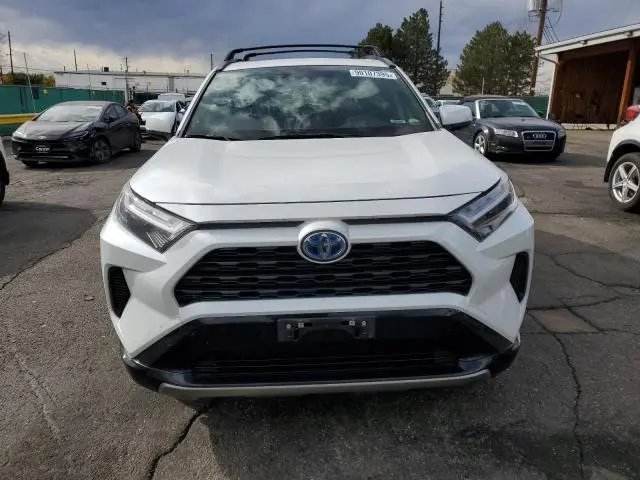 2024 TOYOTA RAV4 SE  