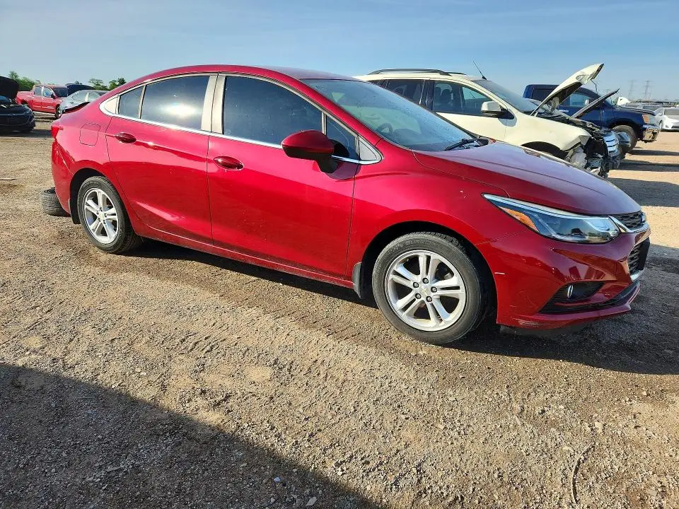 2018 CHEVROLET CRUZE LT  