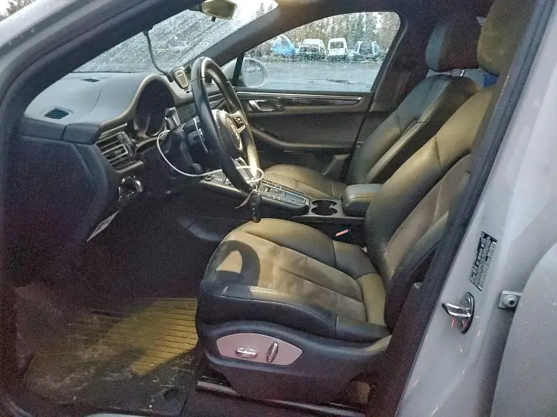 2020 PORSCHE MACAN S  