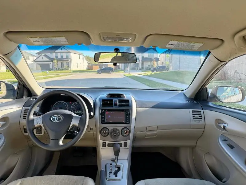 2013 TOYOTA COROLLA BASE  