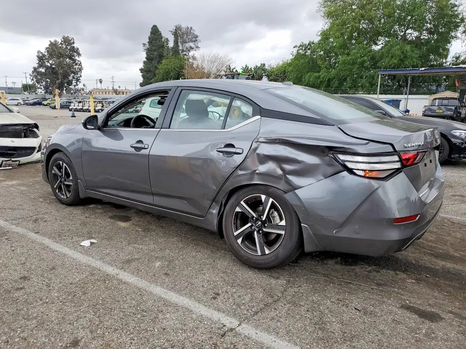 2025 NISSAN SENTRA SV  