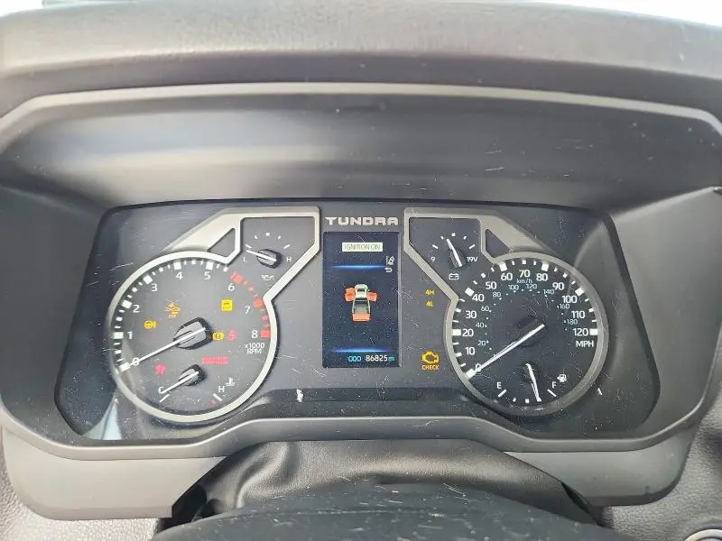 2023 TOYOTA TUNDRA SR5  