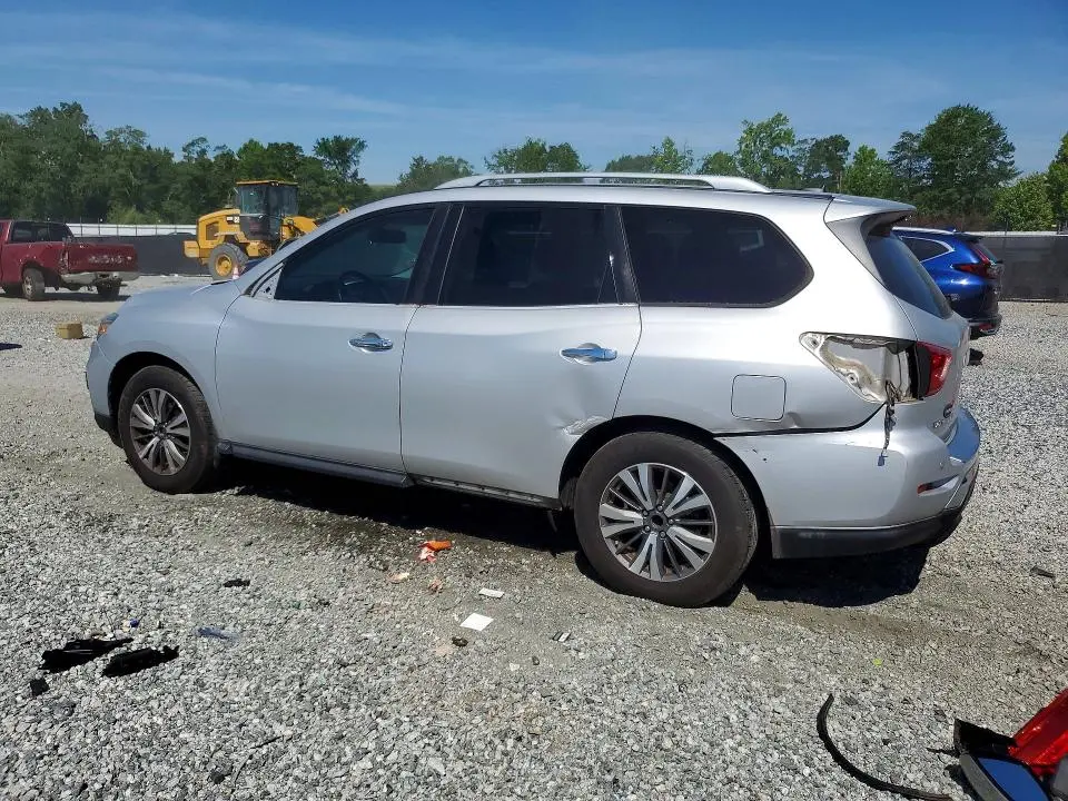 2017 NISSAN PATHFINDER SL  