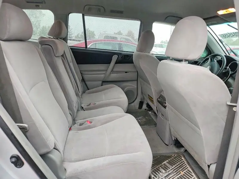 2010 TOYOTA HIGHLANDER BASE  