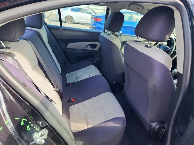 2015 CHEVROLET CRUZE LS  