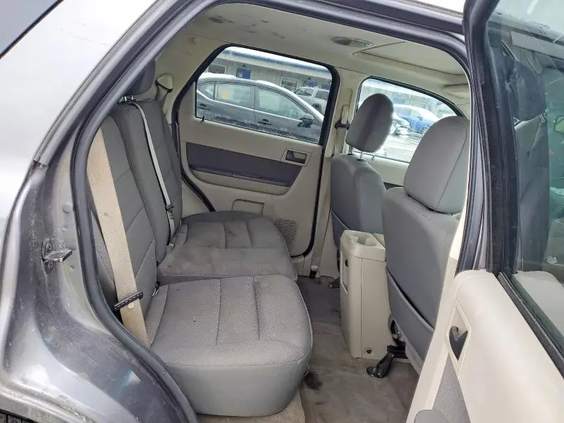 2010 FORD ESCAPE XLT  