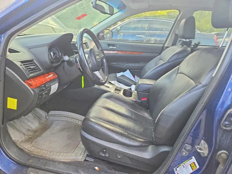 2010 SUBARU LEGACY 3.6R LIMITED  