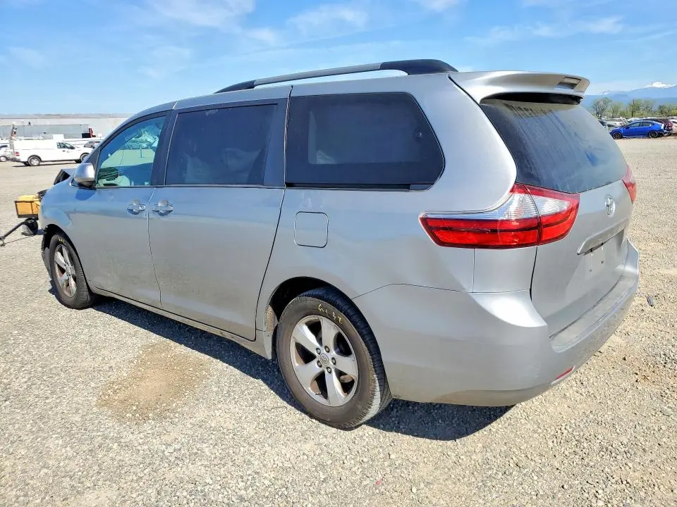 2016 TOYOTA SIENNA LE 8-PASSENGER  