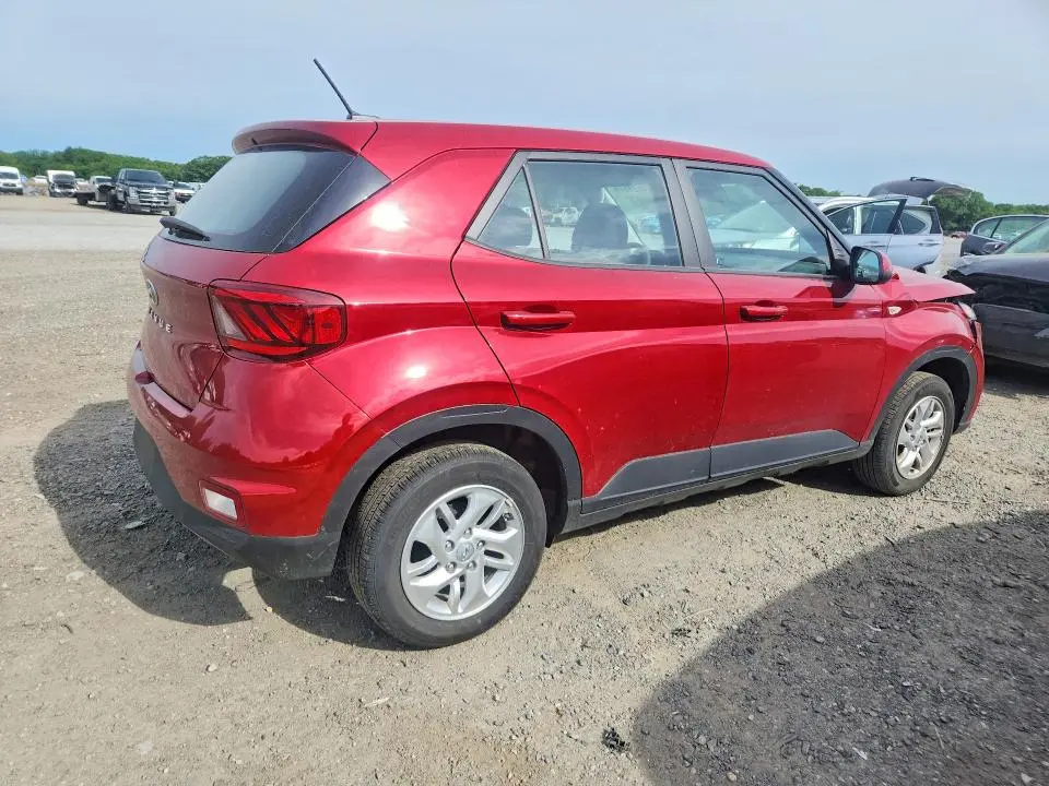 2025 HYUNDAI VENUE SE  
