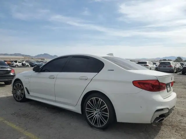 2018 BMW 530E 