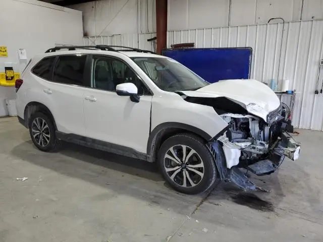 2023 SUBARU FORESTER LIMITED  