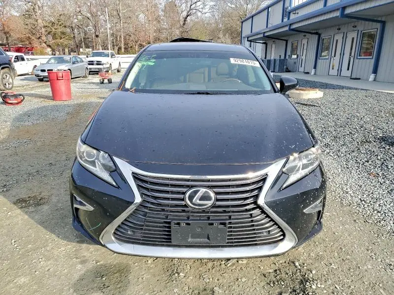 2016 LEXUS ES   