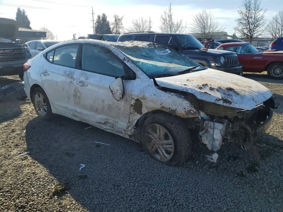 2019 HYUNDAI ELANTRA SEL  