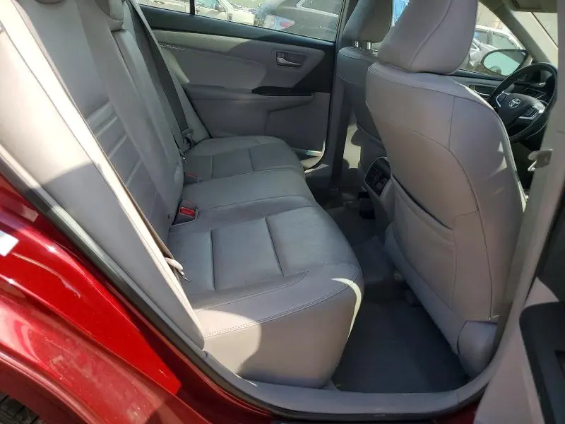 2017 TOYOTA CAMRY XLE  