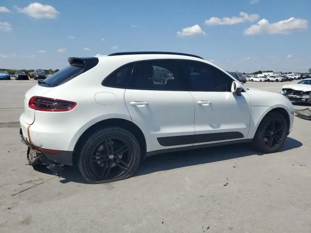2017 PORSCHE MACAN