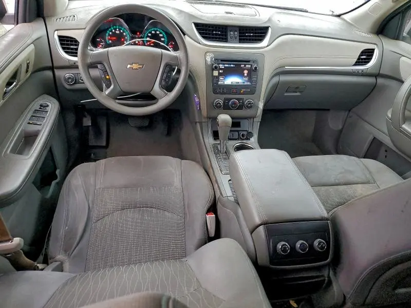2015 CHEVROLET TRAVERSE LS  
