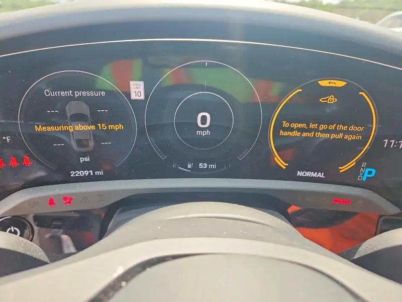 2024 PORSCHE TAYCAN 4S  