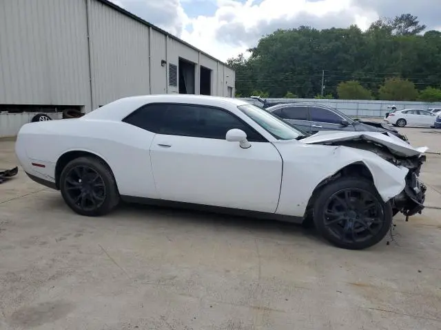 2015 DODGE CHALLENGER SXT  