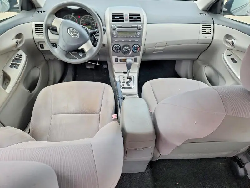 2011 TOYOTA COROLLA LE  