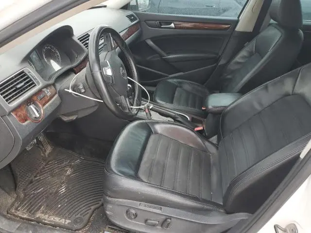 2013 VOLKSWAGEN PASSAT SEL  