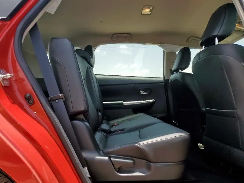 2016 TOYOTA PRIUS V   