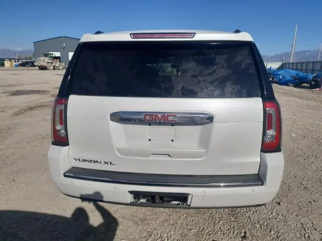 2019 GMC YUKON XL DENALI