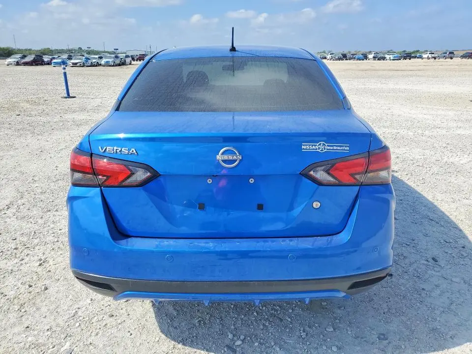 2024 NISSAN VERSA S  