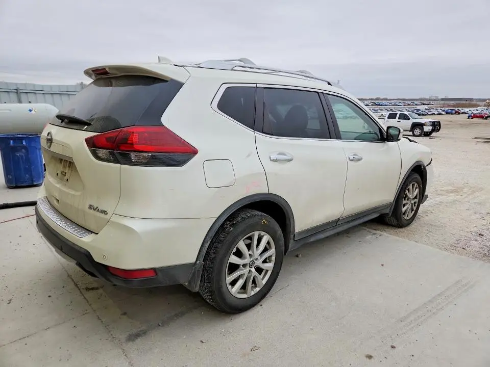 2020 NISSAN ROGUE SV  