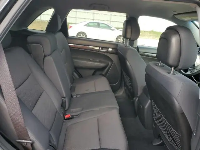 2012 KIA SORENTO BASE  