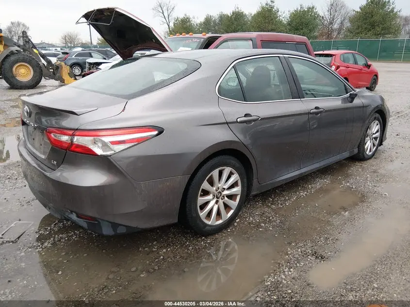 2018 TOYOTA CAMRY LE