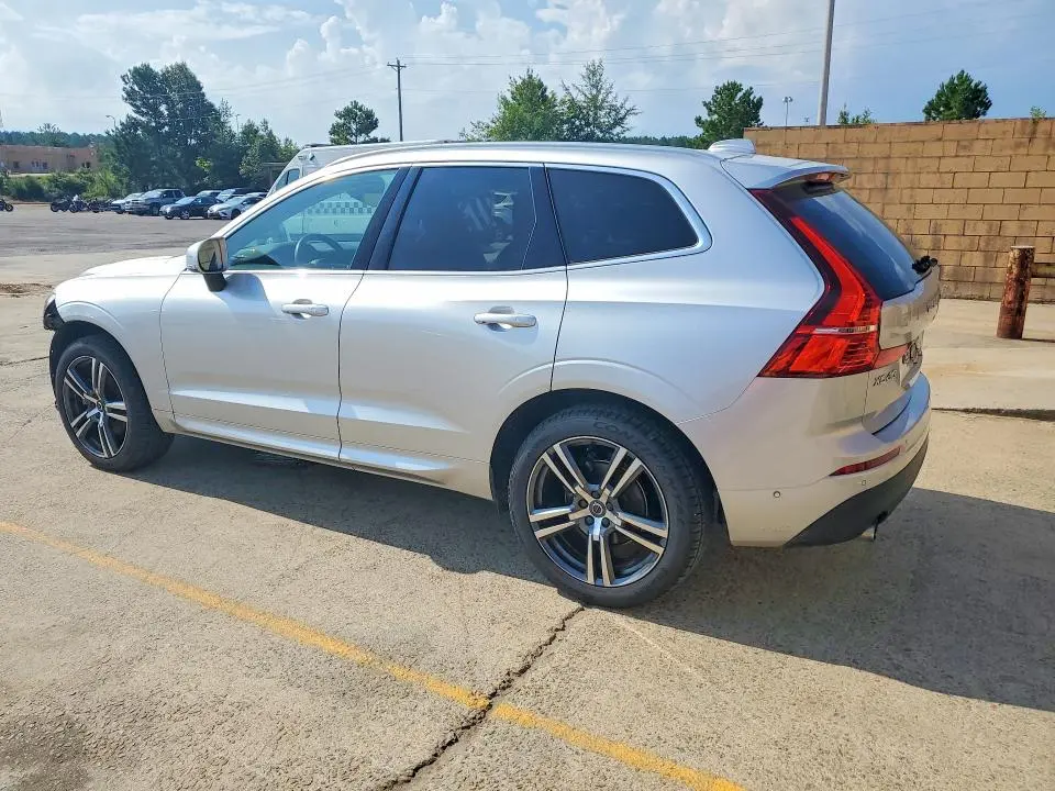 2019 VOLVO XC60 T5 MOMENTUM  