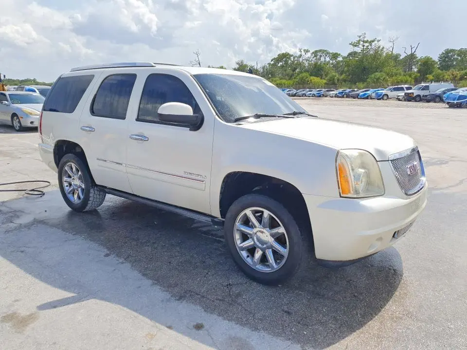 2010 GMC YUKON DENALI  