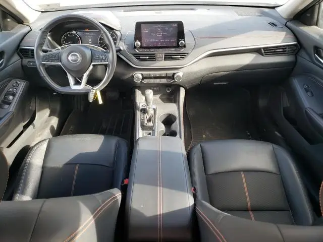 2022 NISSAN ALTIMA SR  