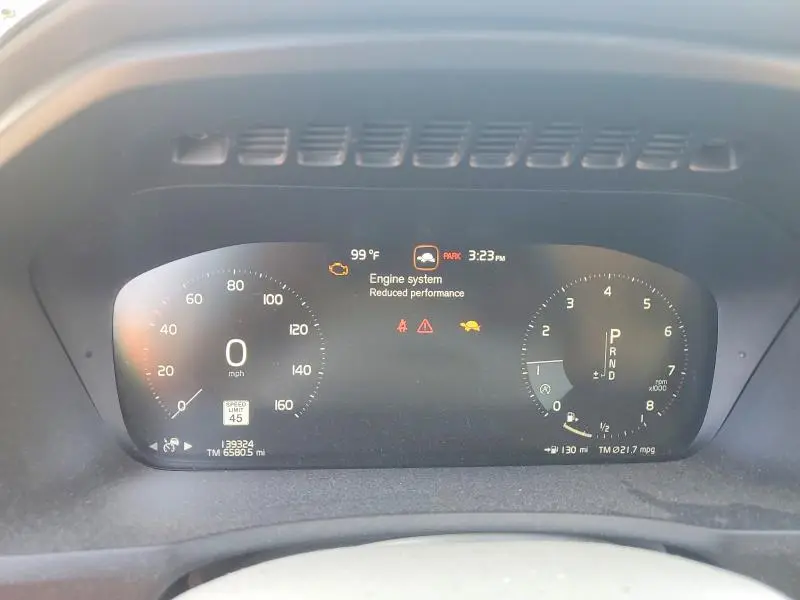 2016 VOLVO XC90 T6  