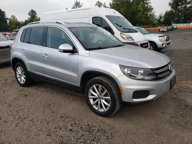 2017 VOLKSWAGEN TIGUAN WOLFSBURG  