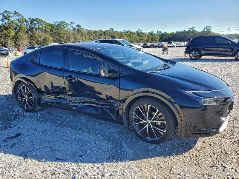 2024 TOYOTA PRIUS LE  