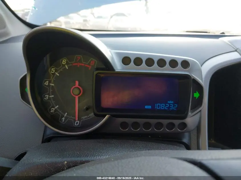 2016 CHEVROLET SONIC LT AUTO