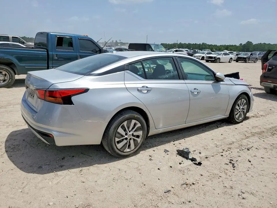 2020 NISSAN ALTIMA S  