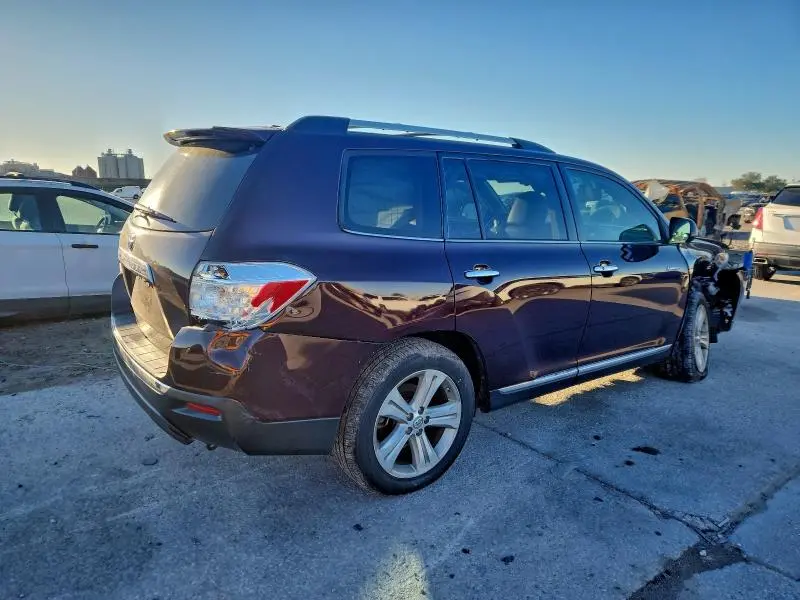 2013 TOYOTA HIGHLANDER LIMITED  