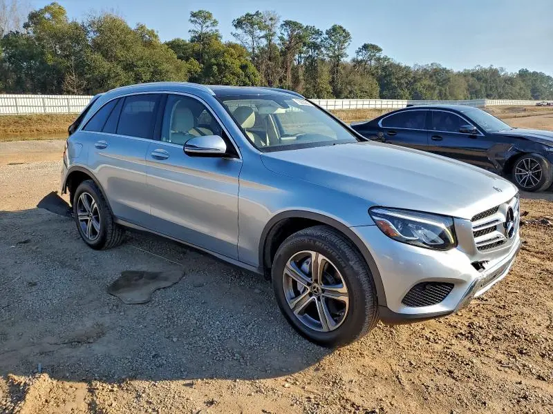 2018 MERCEDES-BENZ GLC 300  