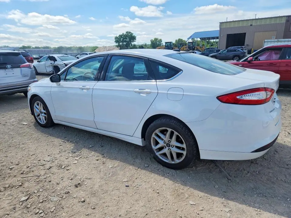 2015 FORD FUSION SE  