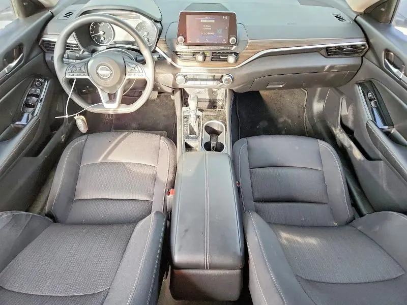 2023 NISSAN ALTIMA SV  