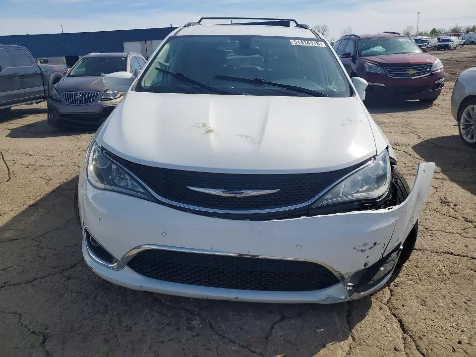 2019 CHRYSLER PACIFICA TOURING L  