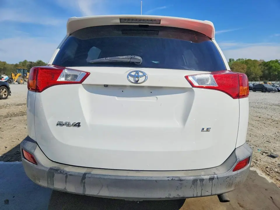 2015 TOYOTA RAV4 LE  